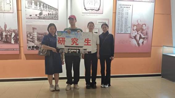 说明: f92a081eb4fd868f3c299464e459212